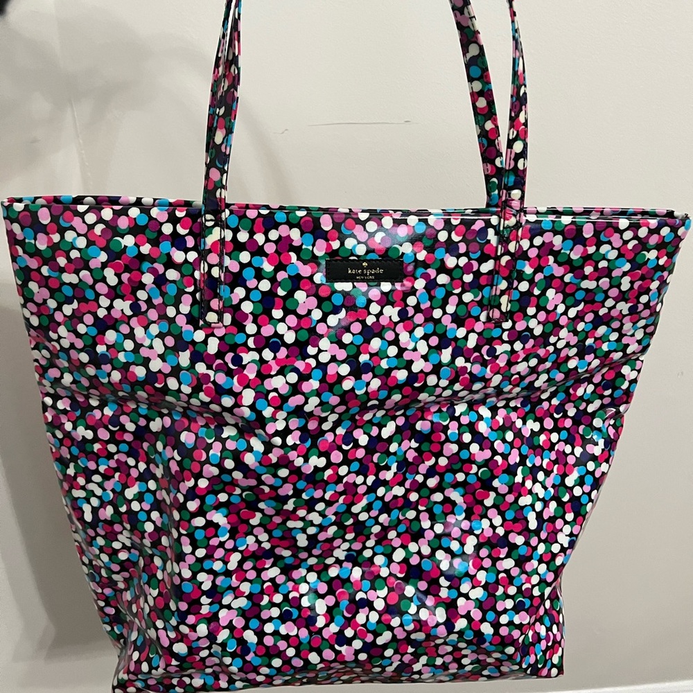 Kate Spade Tote Multi Color Dots; 2 pockets; 13.5”hX12.3”wX5.1d.8.3drop length.